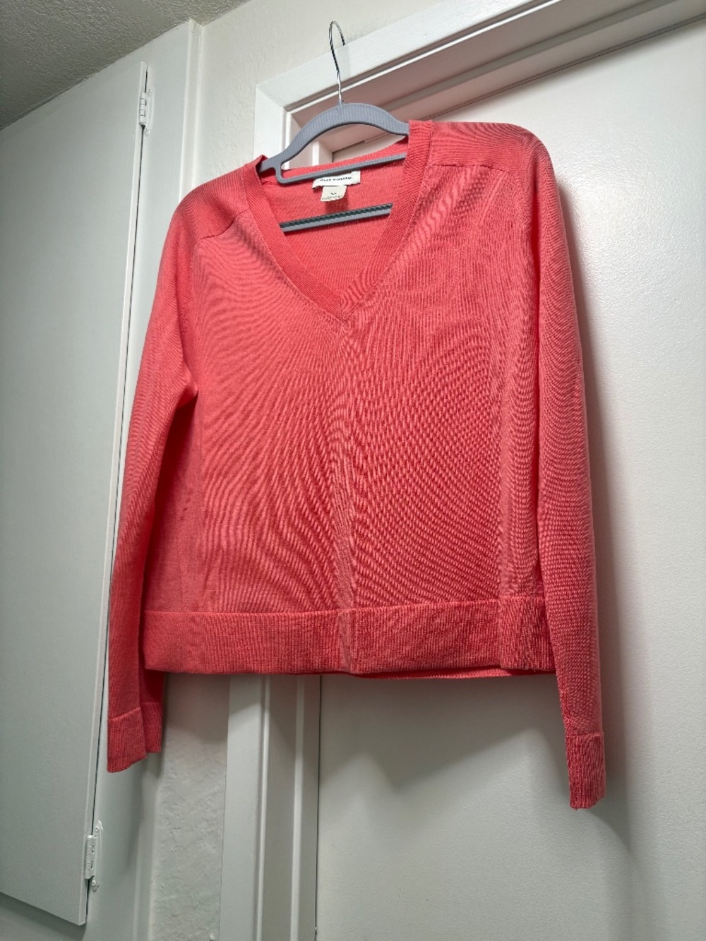 Club Monaco (Ralph Lauren) 100% wool sweater - size small